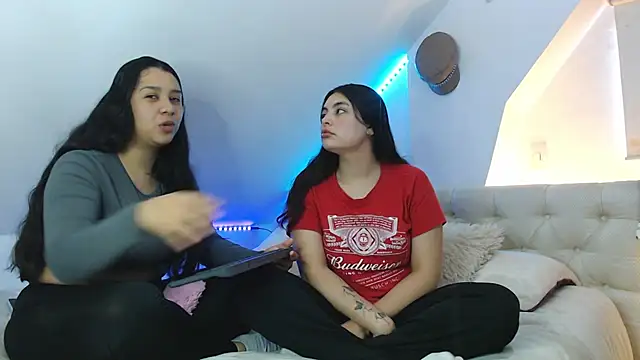 Snapshot of Scarlett_Jazmin chatting on October 18, 11:02 am Scarlett Jazmin online show from October 18, 11:02 am