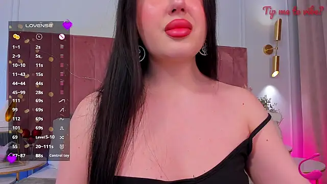 Mayzzie online show from February 9, 1:35 pm