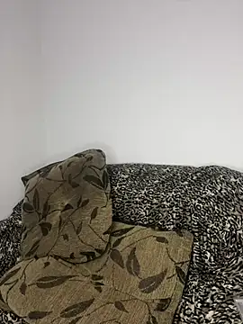 India maiores labios 1 online show from April 21, 2:04 am