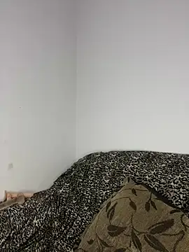 India maiores labios 1 online show from April 19, 2:00 am