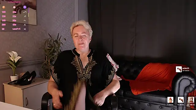 Nika Smit online show from August 2, 5:21 am