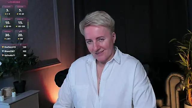 Nika Smit online show from April 25, 1:41 pm