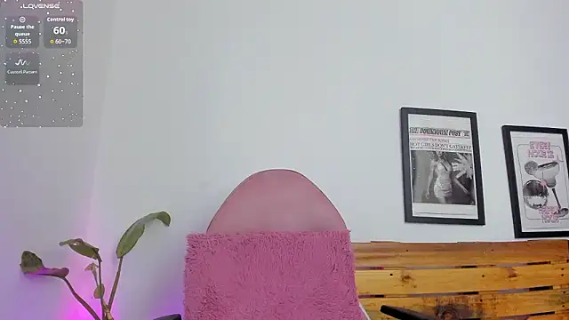 Alisson Boobs  online show from March 10, 2:15 am