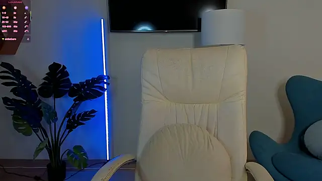 Hailey Green online show from October 10, 8:25 pm