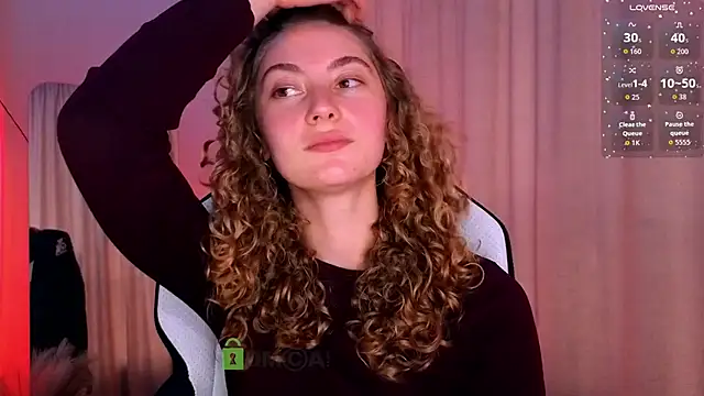 lady curls online show from September 17, 11:41 am