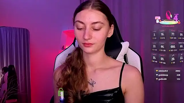 lady curls online show from January 11, 12:26 am