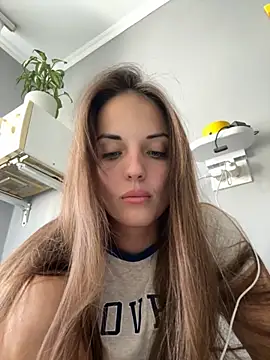 AmiLavs online show from October 20, 11:02 am