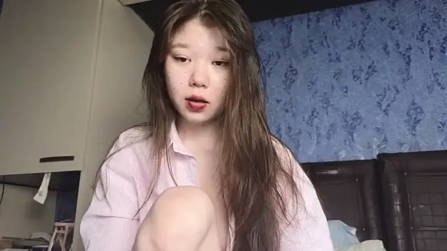 hoshina sayeri online show from June 8, 12:06 pm