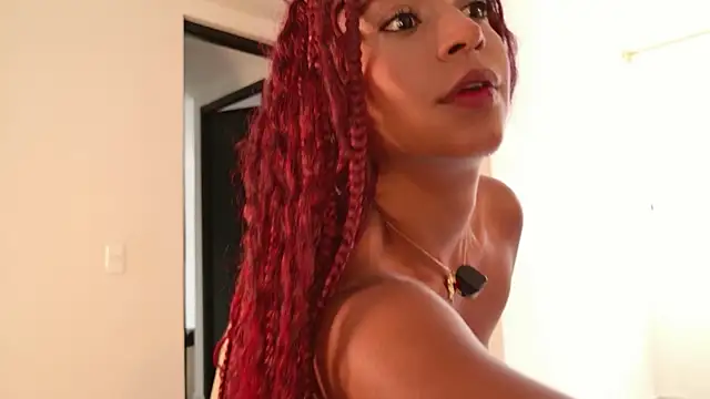 Snapshot of Lorena_Vieira_ chatting on October 17, 5:49 pm Lorena Vieira online show from October 17, 5:49 pm