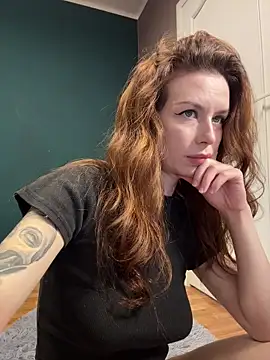 the perfectgirl online show from March 2, 6:25 pm