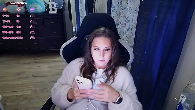 Brooklyn Bee online show from January 13, 2:06 am