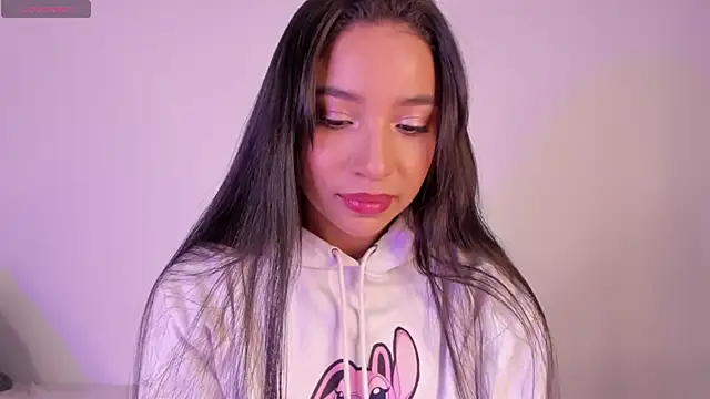 lillielover16 online show from November 12, 1:36 am