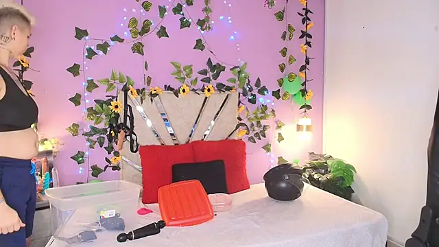 BRITHANY SPARK online show from April 24, 12:46 am