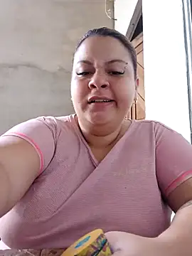 Snapshot of carola_hotwife chatting on September 15, 1:08 pm carola hotwife online show from September 15, 1:08 pm