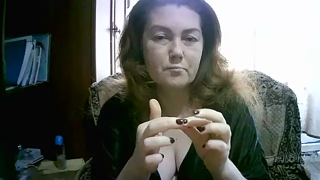 Snapshot of Madame-Butterfly chatting on September 13, 10:56 am Madame-Butterfly online show from September 13, 10:56 am