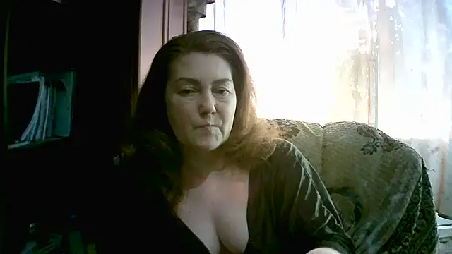 Snapshot of Madame-Butterfly chatting on September 25, 12:04 pm Madame-Butterfly online show from September 25, 12:04 pm