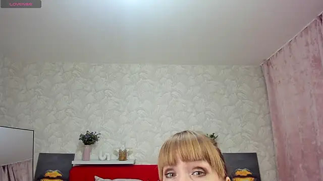 KattyPeachX online show from May 14, 2:06 am