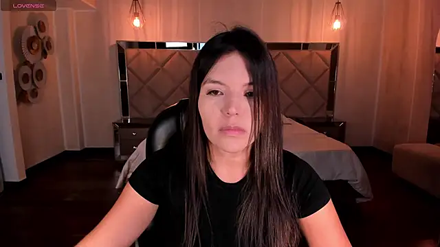 ValeriaRoldanX online show from November 9, 11:11 pm