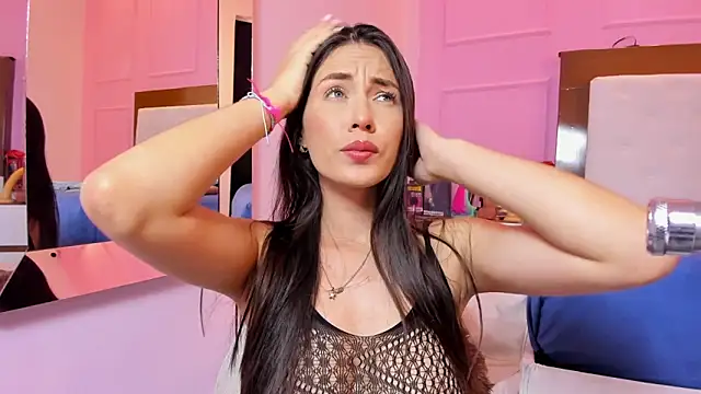 alysonJackson online show from April 22, 7:33 pm