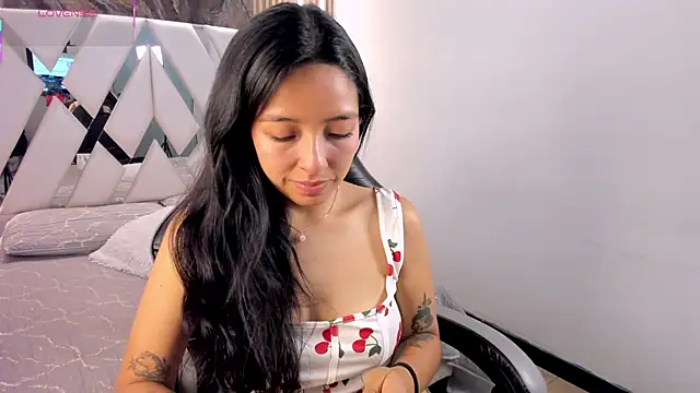 Valery wang online show from May 7, 12:20 pm