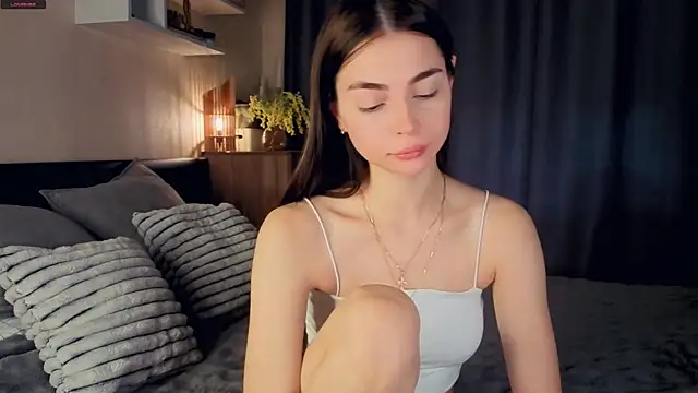 MaryJacksoon online show from October 7, 8:08 am