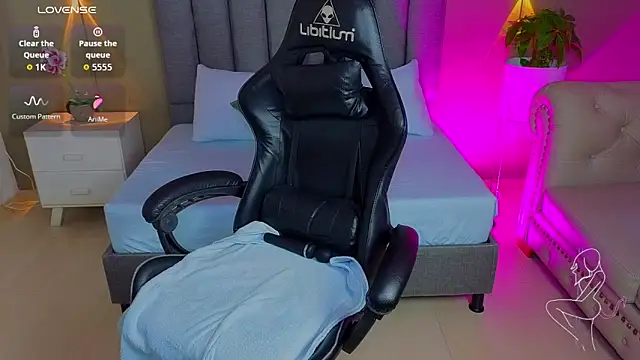 angelica dymond online show from April 27, 6:05 pm