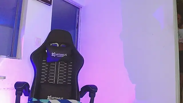 giuliana andrade online show from April 28, 2:27 am