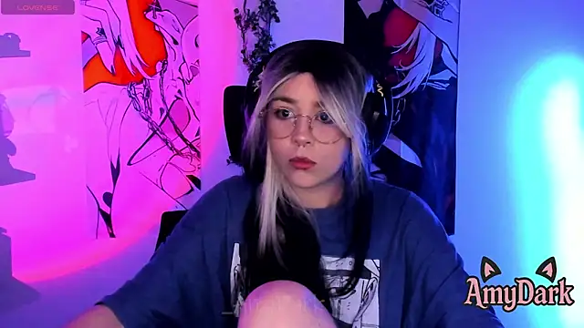  AmyDark online show from April 18, 12:13 am