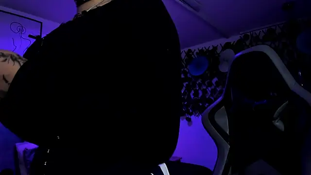 Kitty Gang online show from March 19, 12:04 am