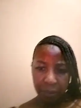 queenbboobs online show from September 29, 10:59 pm