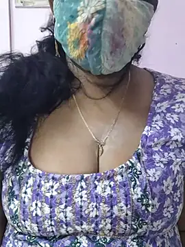 mallu-sumi online show from July 12, 5:25 pm
