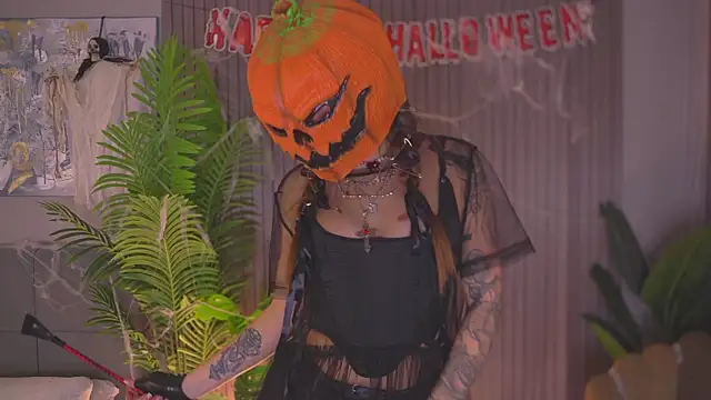 AudreyBrooks  online show from October 31, 8:18 am