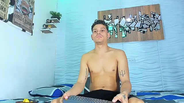 Friendsofeverything  online show from September 28, 12:50 am