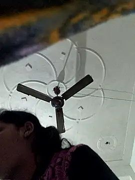 PeaCoooock online show from December 17, 3:38 pm