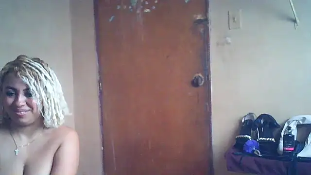 Lucy White   online show from April 9, 7:41 pm