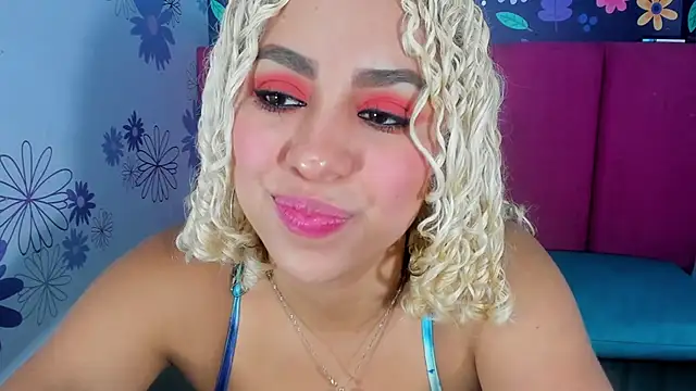 Lucy White   online show from October 21, 8:57 pm