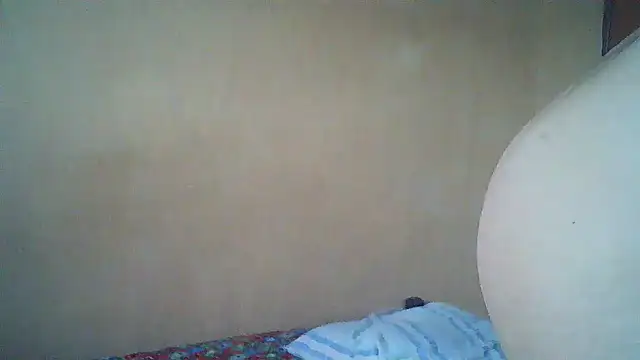 Lucy White   online show from March 27, 6:30 pm