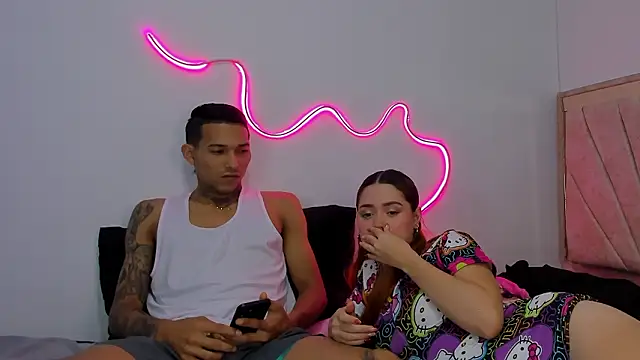 Hana and Zeta online show from March 11, 2:20 pm