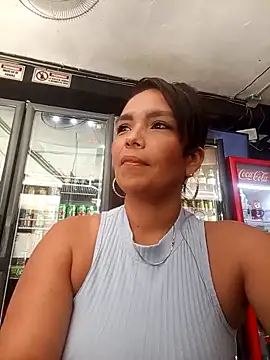 mariana mauricio hot online show from April 24, 9:06 pm