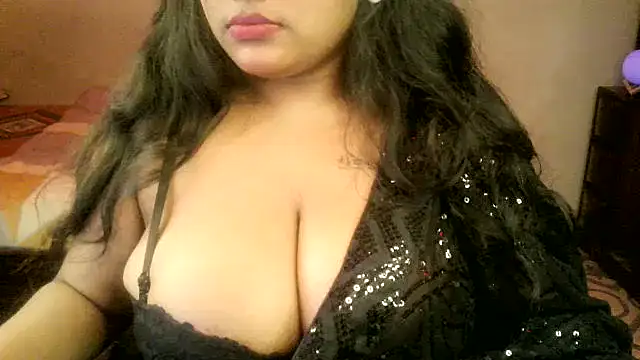 Snapshot of BILLO_RAANI_ chatting on October 6, 5:29 pm BILLO RAANI online show from October 6, 5:29 pm