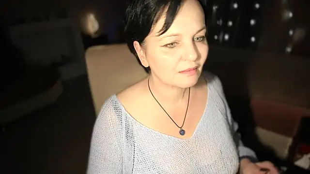 WitchBlueRose online show from April 18, 7:07 pm