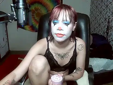 Liv Alt online show from April 1, 6:05 pm