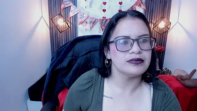 Snapshot of brigittemiller chatting on September 23, 4:49 pm brigittemiller online show from September 23, 4:49 pm