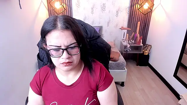Snapshot of brigittemiller chatting on September 8, 4:39 pm brigittemiller online show from September 8, 4:39 pm