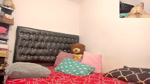 Snapshot of sexylatin_ chatting on September 24, 3:16 am sexylatin online show from September 24, 3:16 am