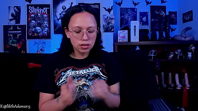 lilith-deveraux online show from April 21, 5:42 pm