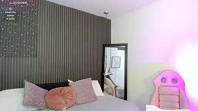 sammybrunette1 online show from September 13, 7:55 pm