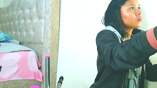 Samary thomas online show from October 7, 1:21 am