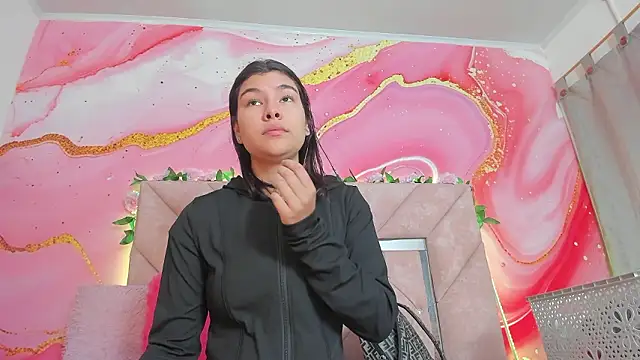 Taylor  cooper online show from February 18, 6:40 pm