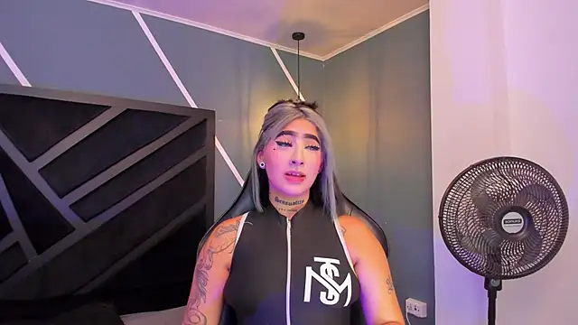 Alahia Dangelo online show from September 23, 11:52 am